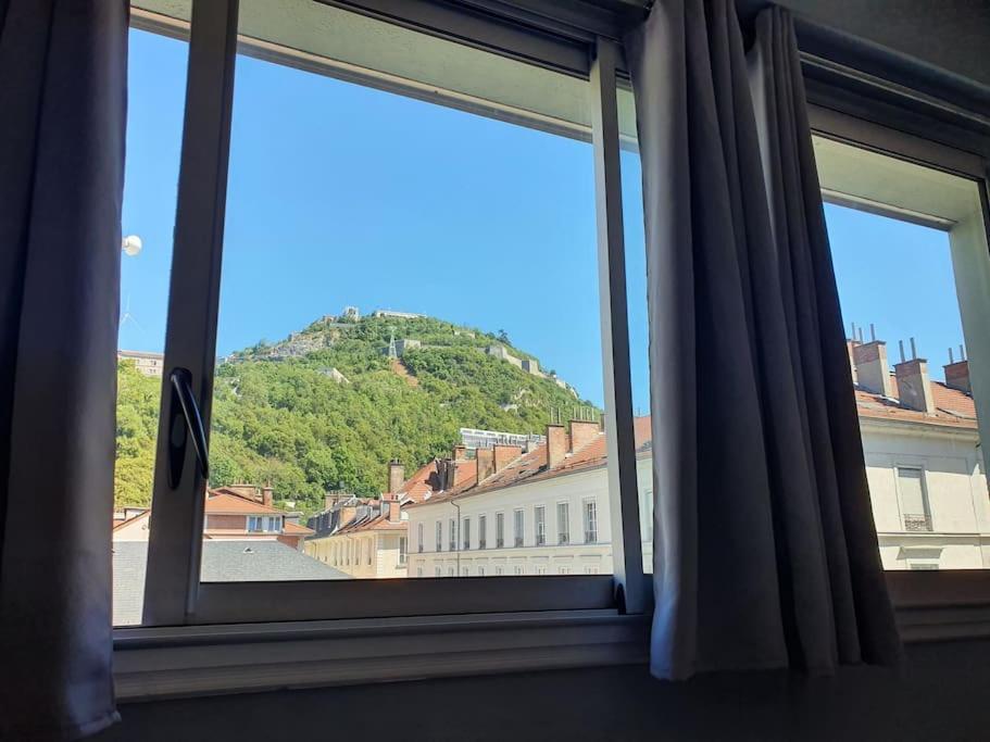 Grenoble: Jardin De Ville... Zewnętrze zdjęcie